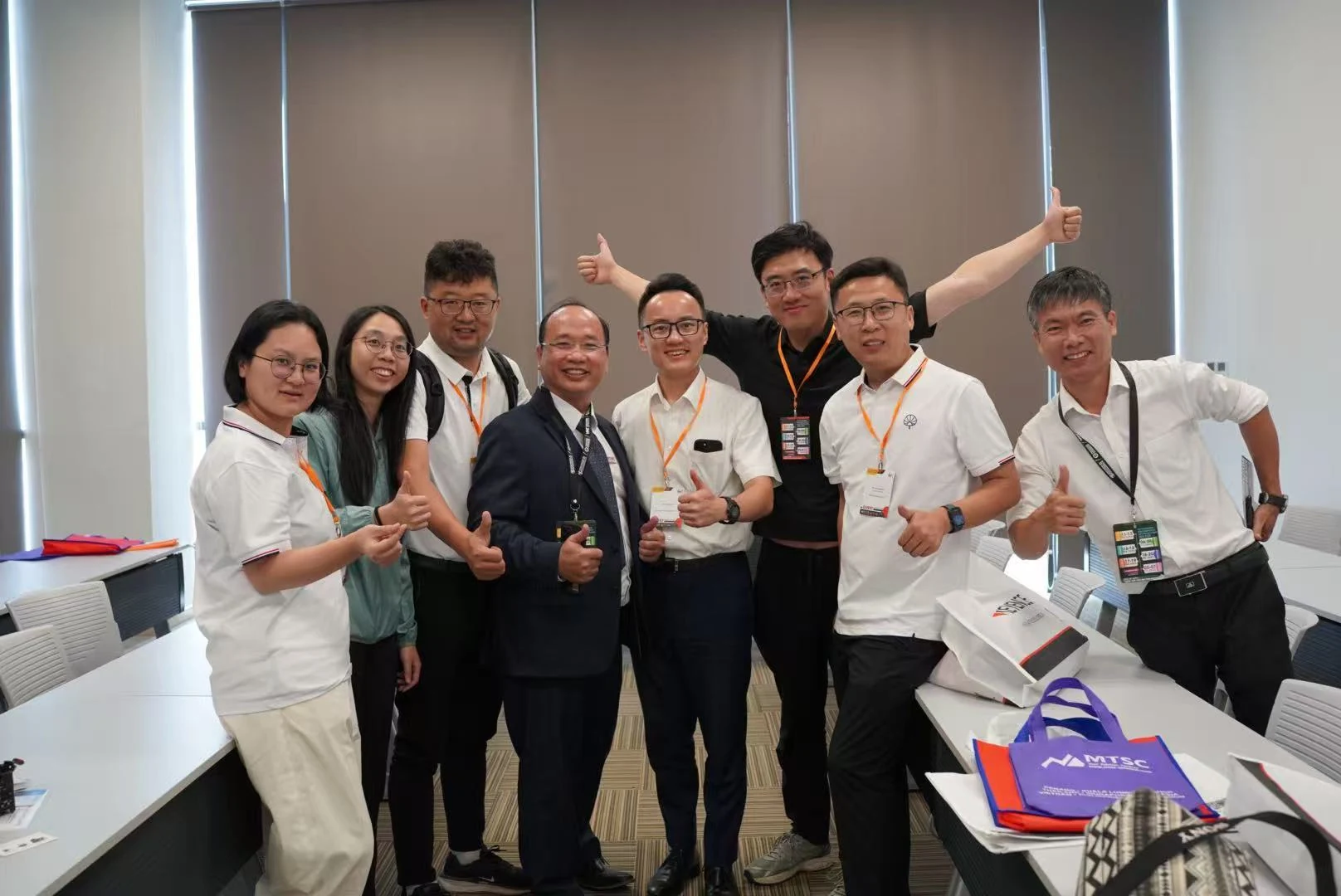 越南市场与客户交流
